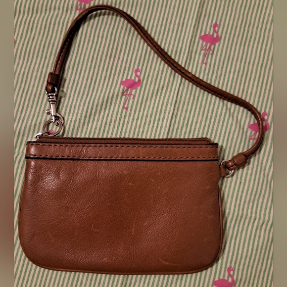 Vintage Y2K Fossil Tan Leather Boho Neutral Compact Wristlet Clutch w/ Keychain - Picture 2 of 8